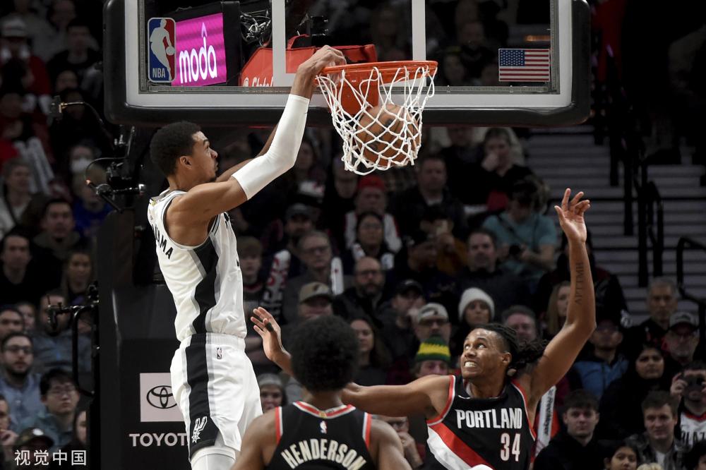 球迷们的关 球迷们的关